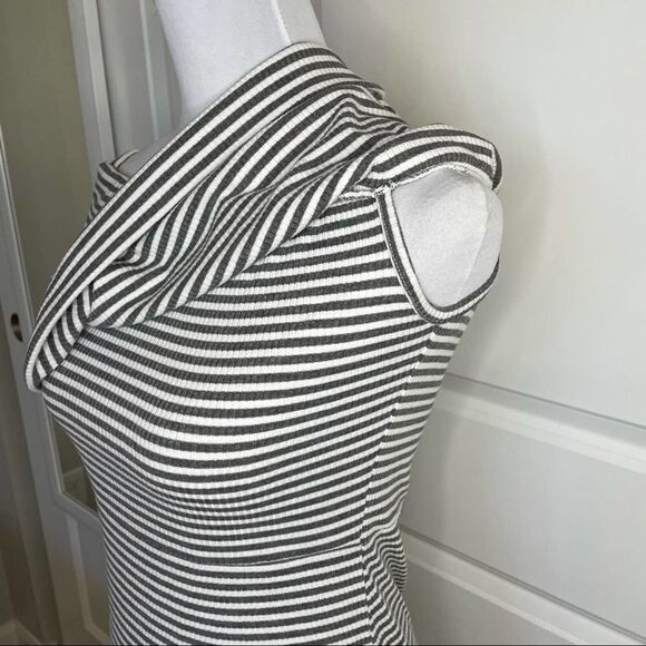 Goodnight Macaroon Striped Off The Shoulder Barbiecore Pin Up Style Dress S - Picture 4 of 14